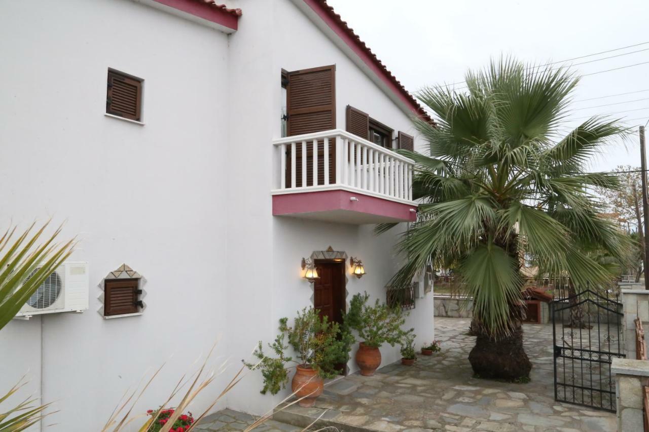 Villa Christie Keramoti  Luaran gambar